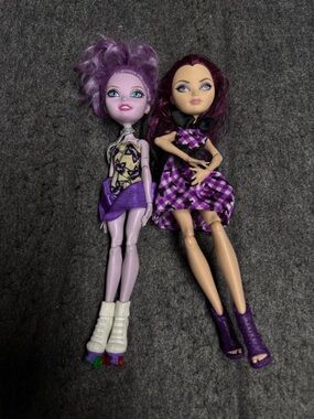 Purple Fashion Doll Duo - Stylish Purple Outfit Playset